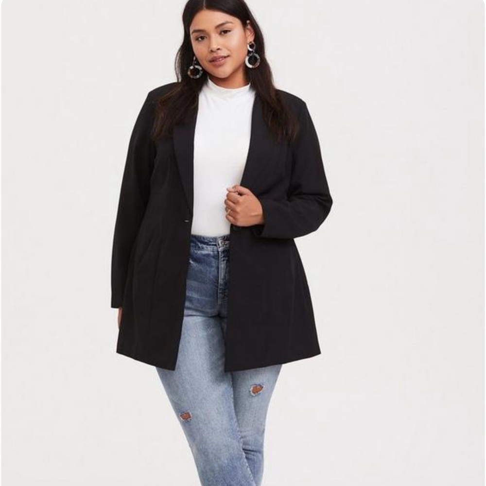 Studio Crepe Boyfriend Blazer